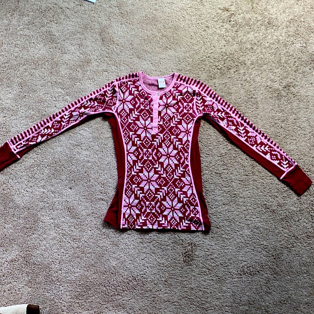 Kari Traa 100% wool Else top size medium